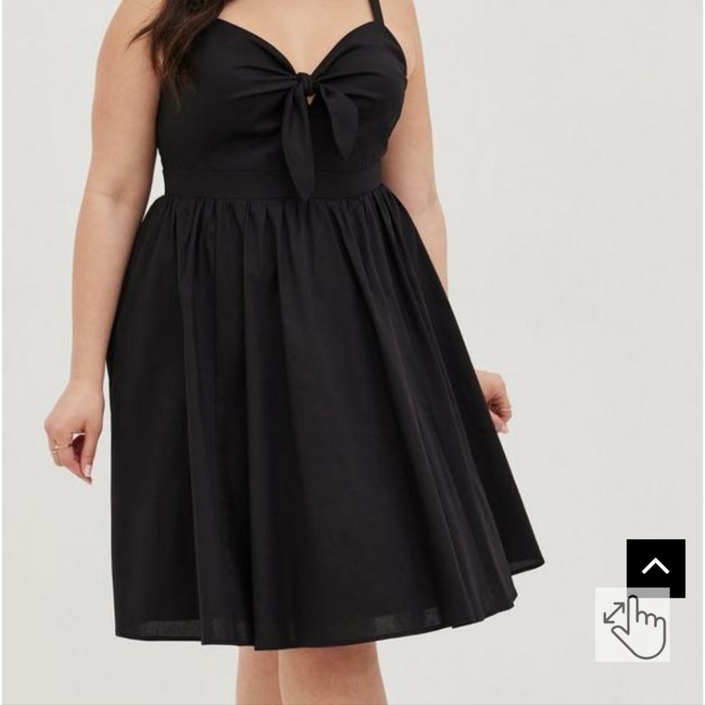 NWT Torrid mini tie front poplin skater dress